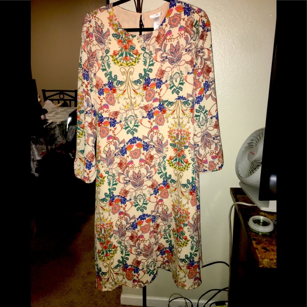 NWT Esley Tan Floral dress Sz L